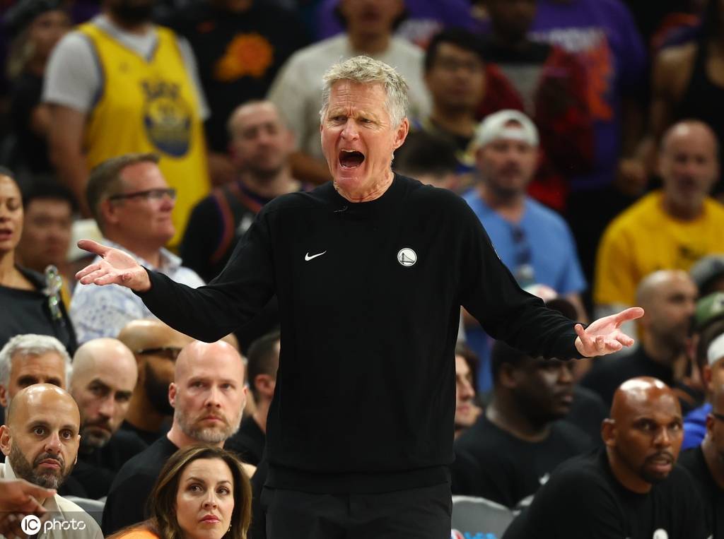 Shams：科尔与勇士续约2年！ 将继续保持NBA最高薪地位